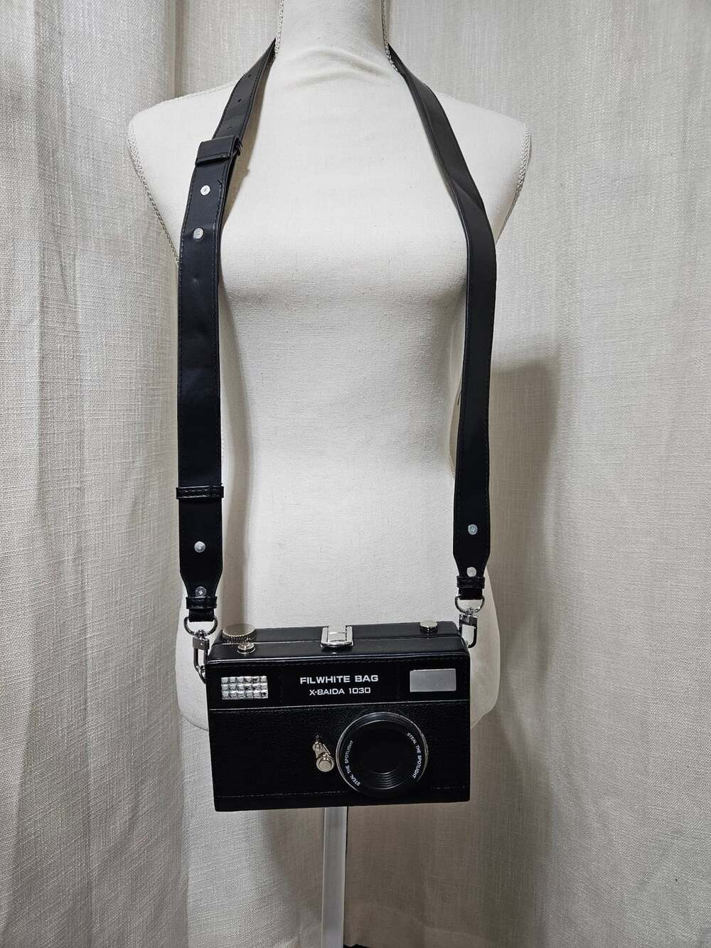 Filwhite Bag X-Baida 1030 Camera Shape Novelty Crossbody Bag